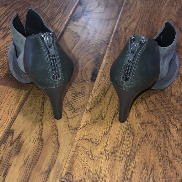 Gianni Bini suede heels - Picture 2 of 7